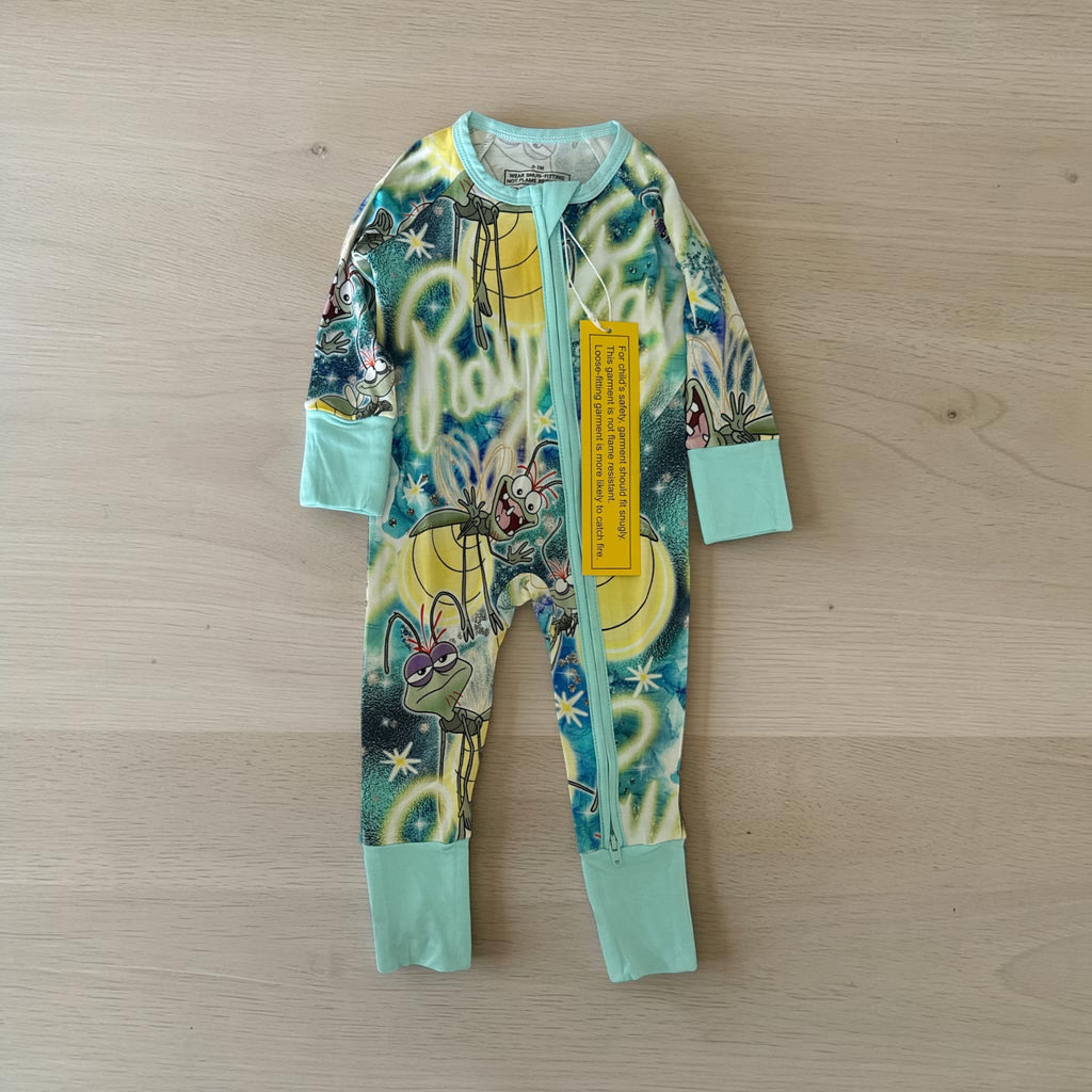 Flashing Bug Dreams Bamboo Zippy
