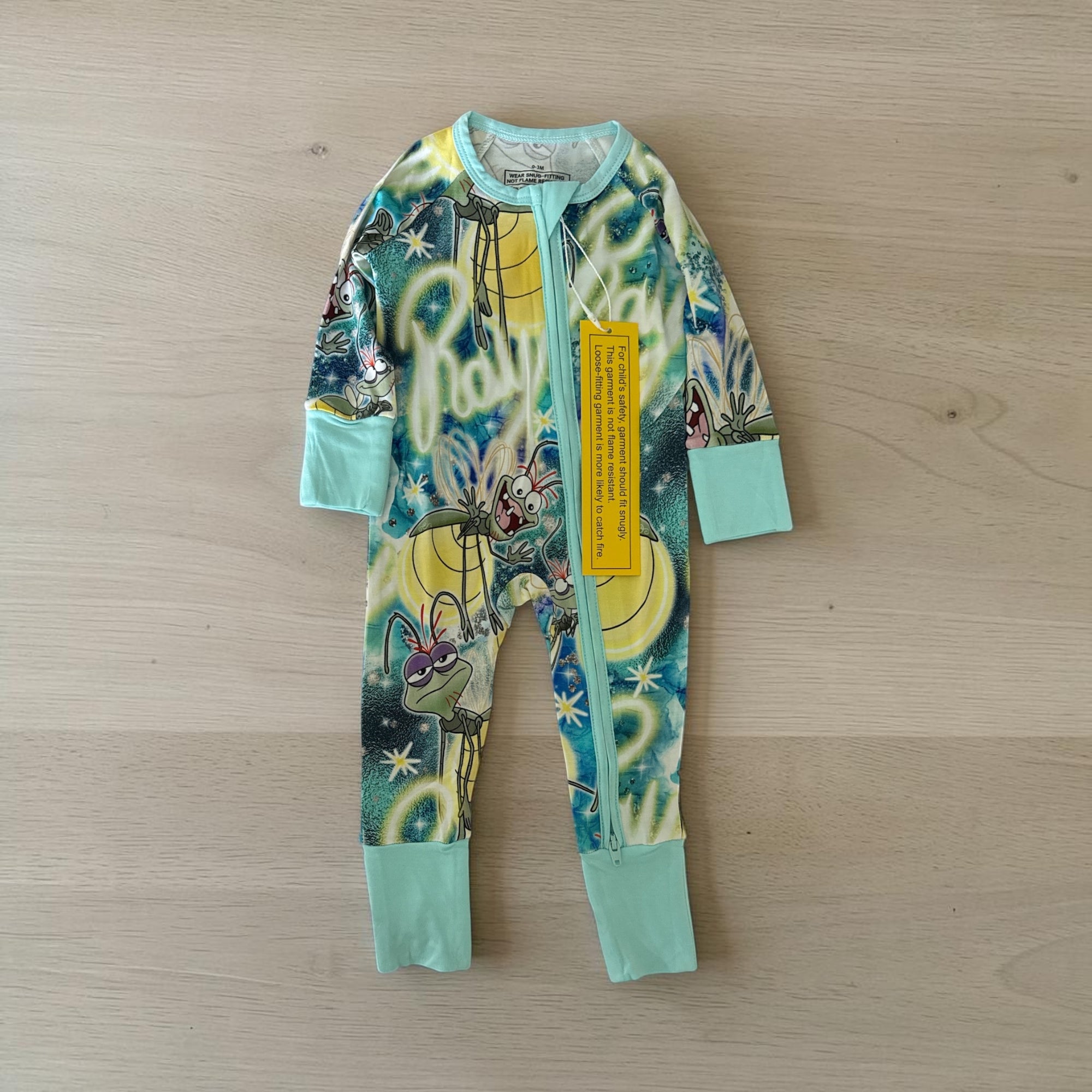 Flashing Bug Dreams Bamboo Zippy